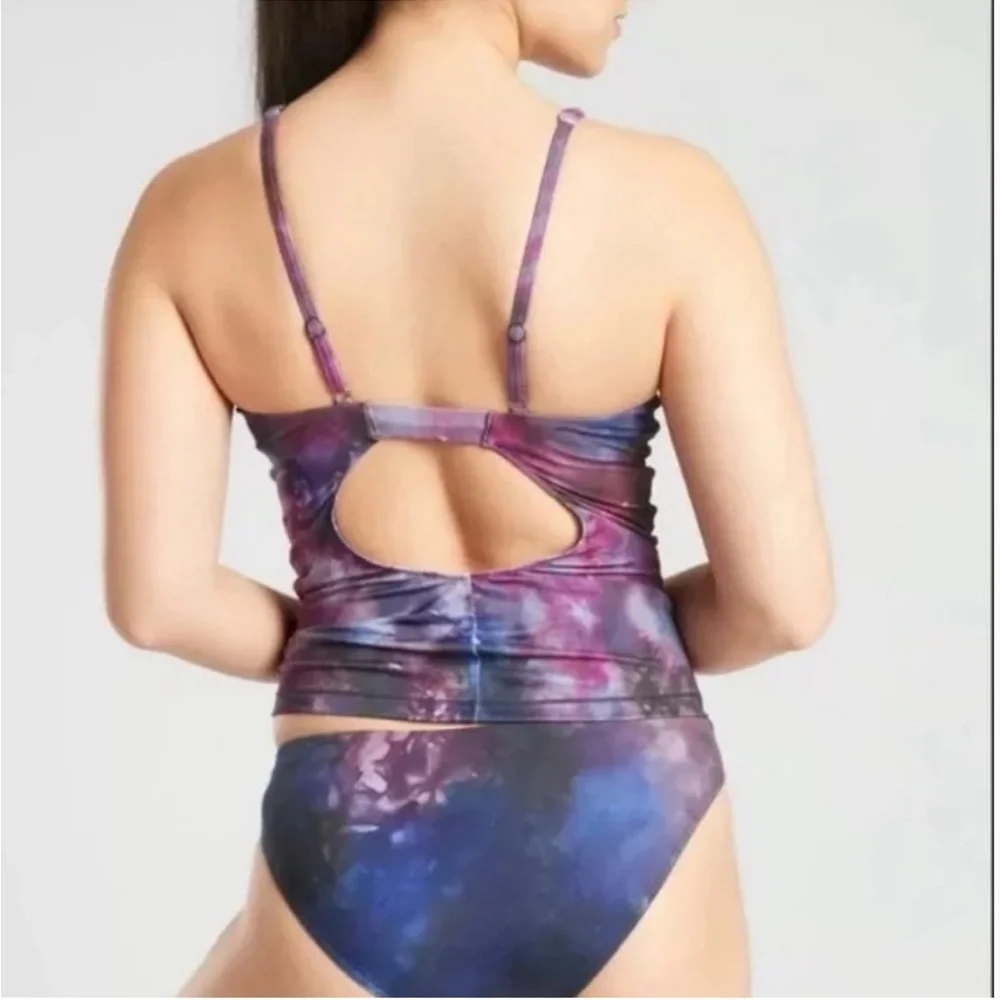 NWT Athleta size medium Supernova Keyhole tankini - Picture 2 of 6